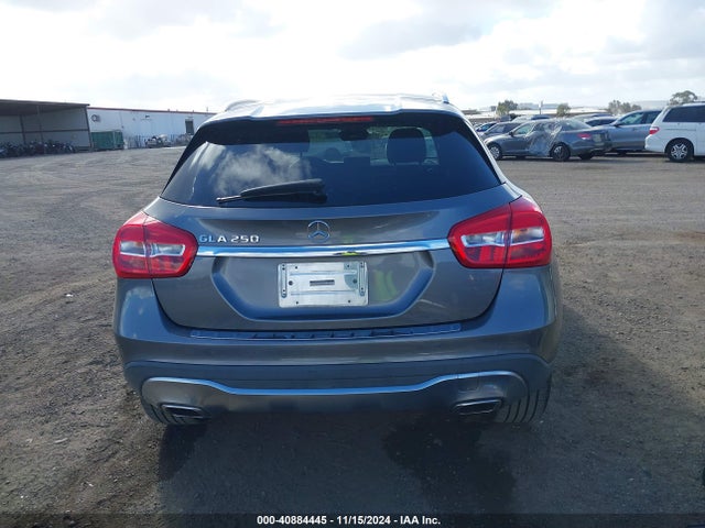 WDCTG4EB0LJ675897 Mercedes-Benz GLA 250