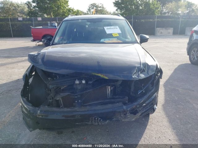 3VV3B7AX8JM199472 Volkswagen Tiguan 2.0t Se/2.0t Sel