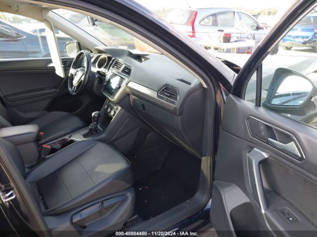 3VV3B7AX8JM199472 Volkswagen Tiguan 2.0t Se/2.0t Sel