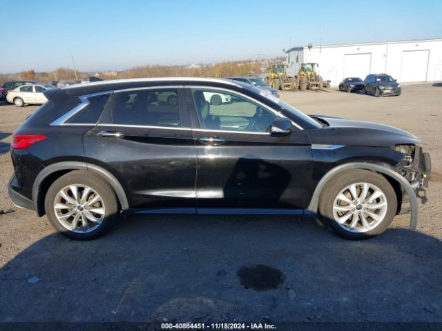 3PCAJ5M33KF104151 Infiniti Qx50 Essential