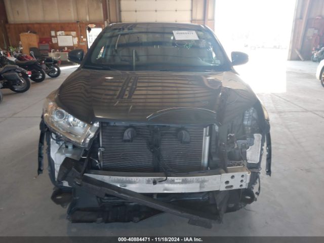 5TDBZRFH8KS740959 Toyota Highlander Le
