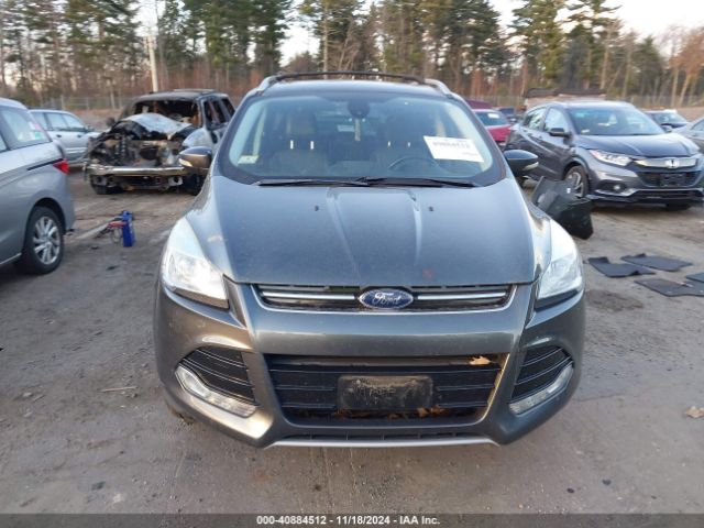 1FMCU9J9XGUB85935 Ford Escape Titanium