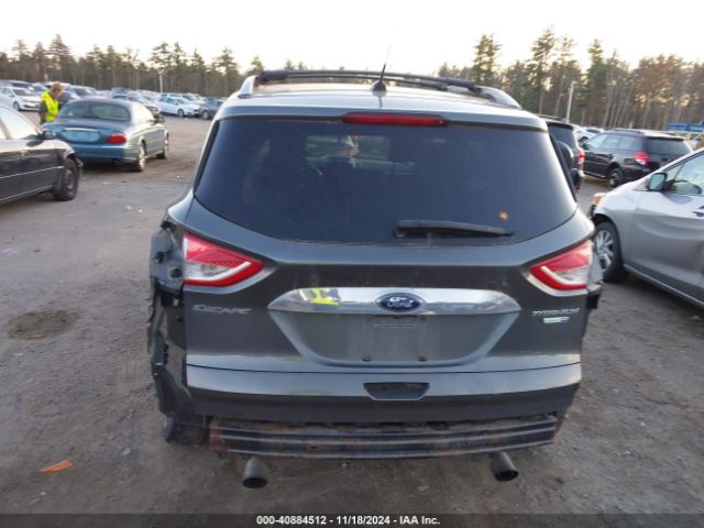 1FMCU9J9XGUB85935 Ford Escape Titanium