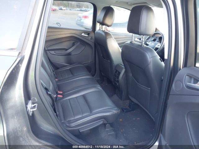 1FMCU9J9XGUB85935 Ford Escape Titanium