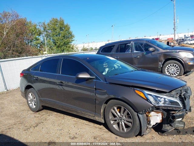Hyundai SONATA SE 2016 5NPE24AF6GH379898 Image 13