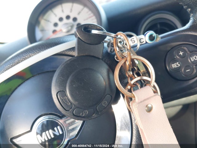 2012 MINI COOPER WMWSU3C51CT256749 Photo 10