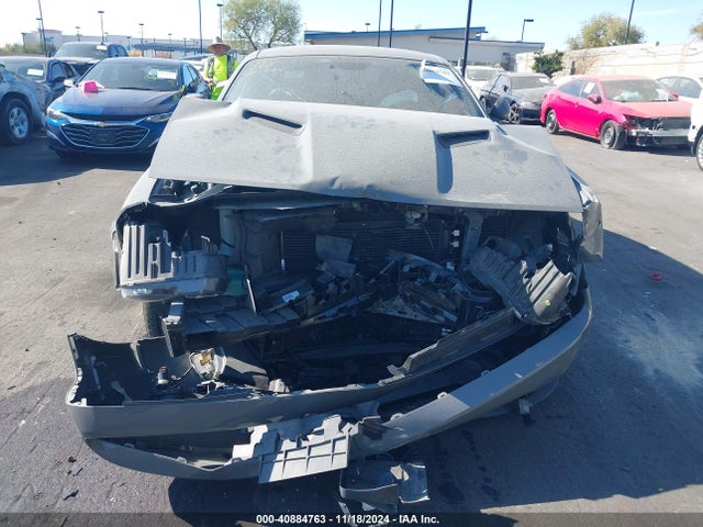 2C3CDZAG7KH670097 Dodge Challenger Sxt