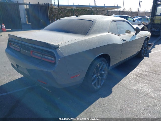2C3CDZAG7KH670097 Dodge Challenger Sxt