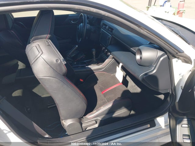 JF1ZDBE1XN9702117 Subaru Brz Limited