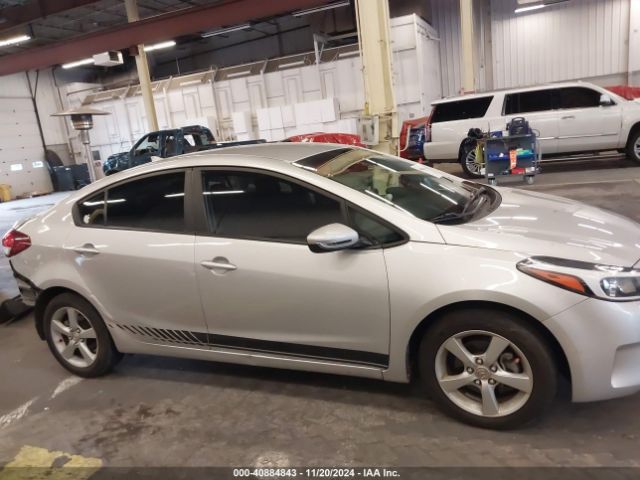 3KPFK4A75HE048345 KIA FORTE LX