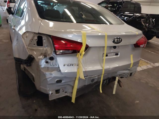 3KPFK4A75HE048345 KIA FORTE LX