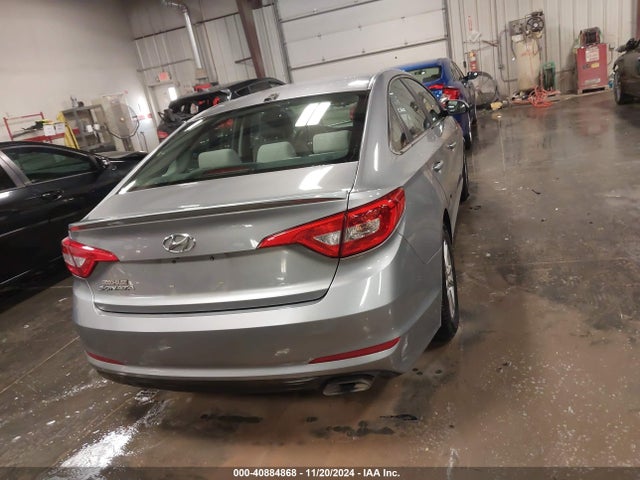Hyundai SONATA SE 2017 5NPE24AF8HH438533 Image 16