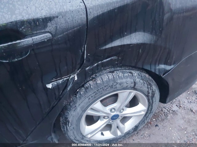 Ford FOCUS SE 2014 1FADP3F2XEL389717 Image 6