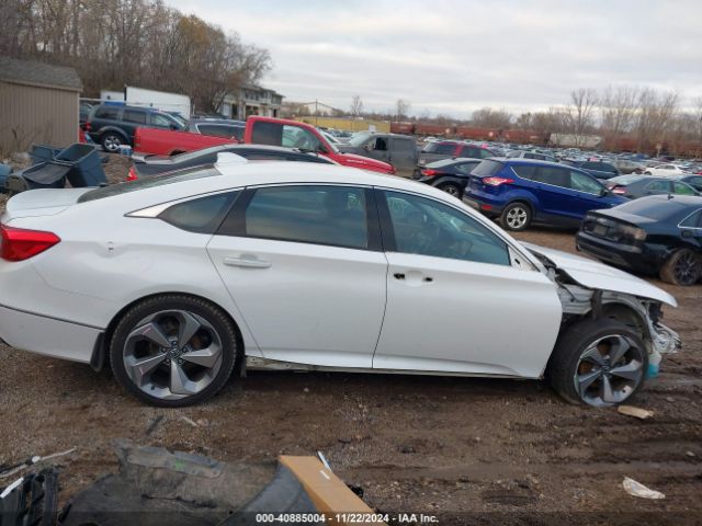 1HGCV1F99JA802814 Honda Accord Touring