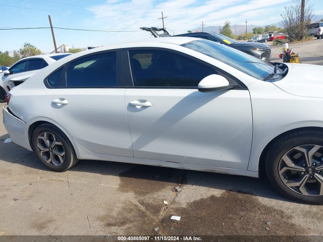 KIA Forte Lxs 2020 3KPF24AD3LE185007 Image 13
