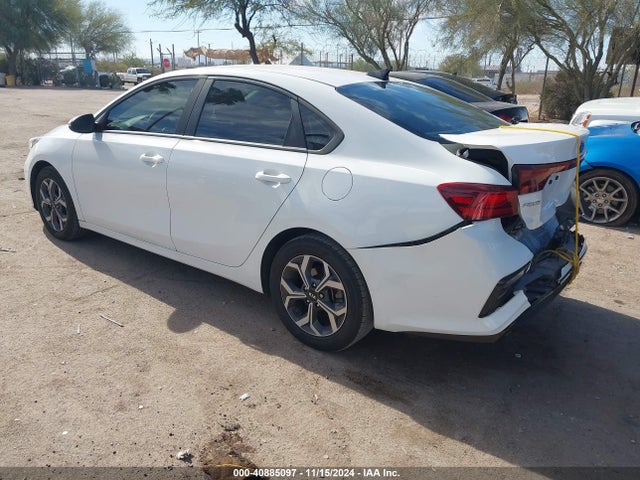 3KPF24AD3LE185007 KIA Forte Lxs