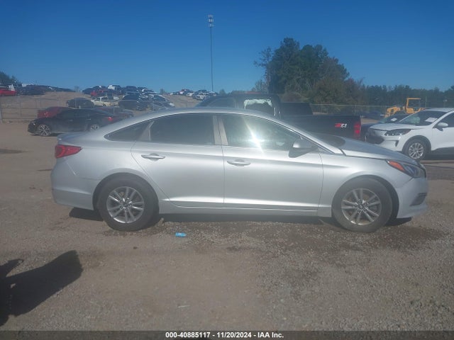 Hyundai Sonata 2016 5NPE24AF9GH387770 Image 13
