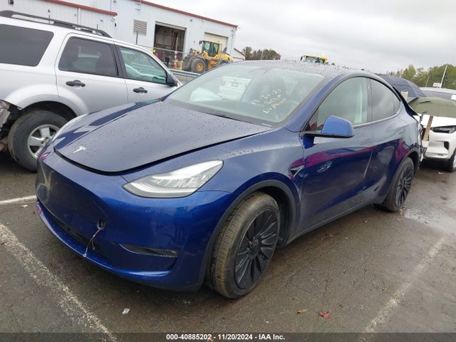 2021 TESLA MODEL Y 5YJYGDEE7MF185570 Photo 1