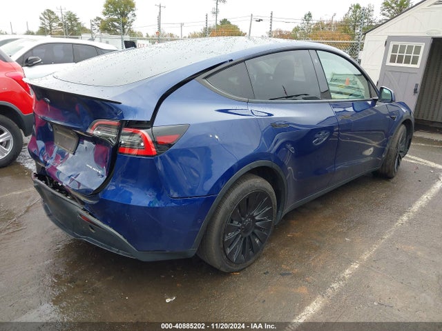 2021 TESLA MODEL Y 5YJYGDEE7MF185570 Photo 3