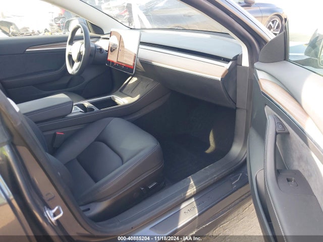 2023 TESLA MODEL 3 5YJ3E1EA4PF573632 Photo 4