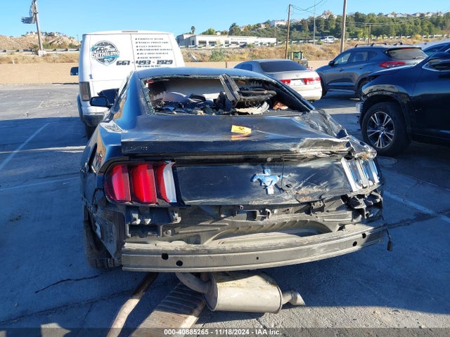 Ford Mustang V6 2016 1FA6P8AM6G5277874 Image 16