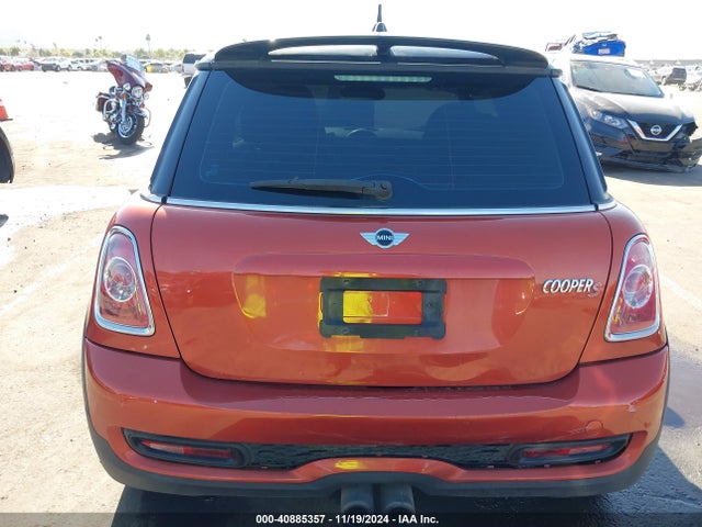 2011 MINI COOPER S WMWSV3C54BTY15173 Photo 5