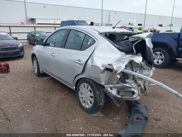 Nissan 2015 2015 3N1CN7AP4FL896255 Image 3