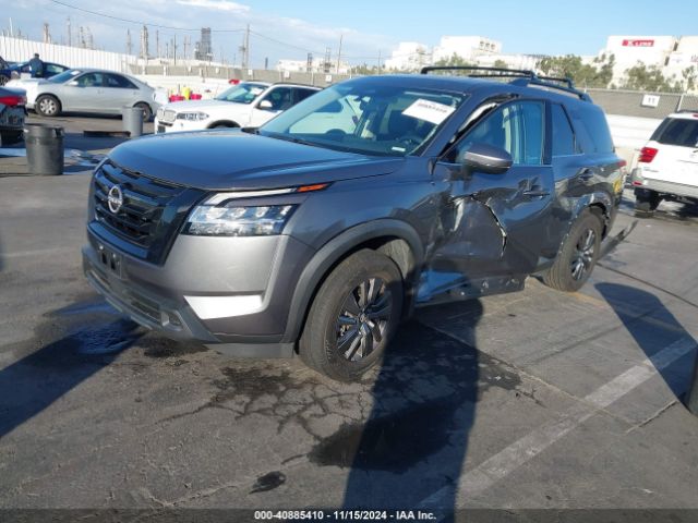 5N1DR3BB2NC227442 Nissan Pathfinder Sv 2wd