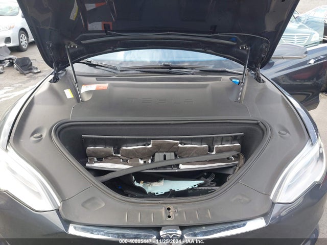 2016 TESLA MODEL S 5YJSA1E18GF148700 Photo 9