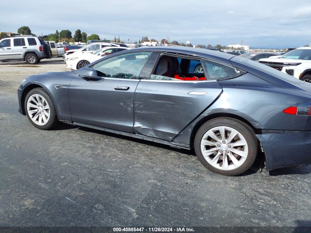 Tesla Model S 60/70/75/85 2016 5YJSA1E18GF148700 Image 14