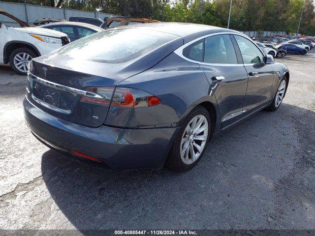 2016 TESLA MODEL S 5YJSA1E18GF148700 Photo 3