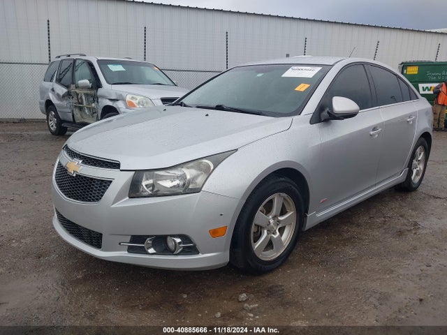 Chevrolet Cruze 1lt Auto 2014 1G1PC5SB0E7247429 Image 2