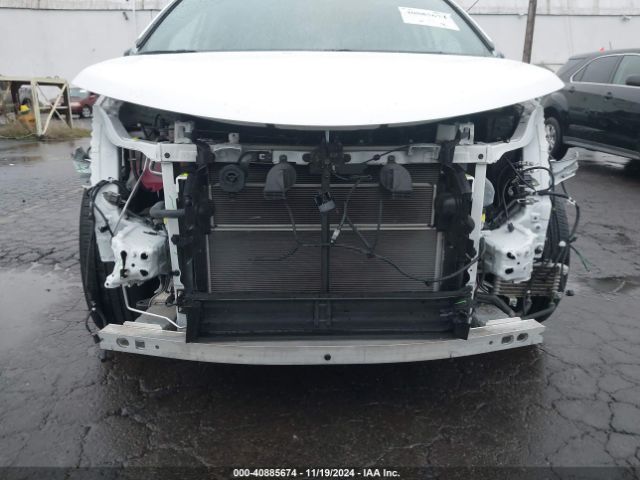 5TDDSKFC9NS072165 Toyota Sienna Xse