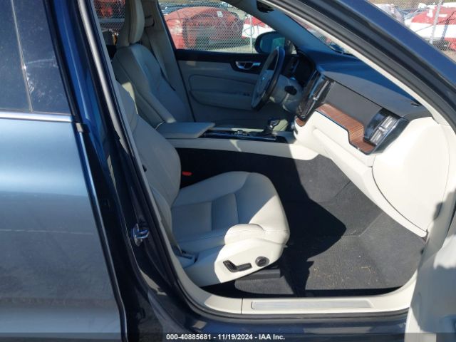 YV4102RK1M1805684 Volvo Xc60 T5 Momentum