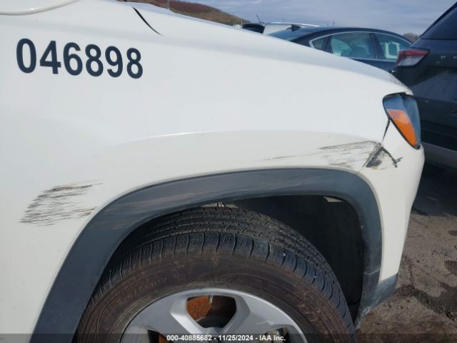 3C4NJDBB9LT129676 Jeep Compass Latitude 4x4