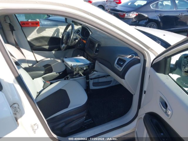 3C4NJDBB9LT129676 Jeep Compass Latitude 4x4