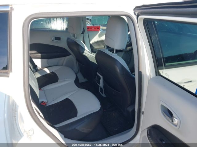 3C4NJDBB9LT129676 Jeep Compass Latitude 4x4