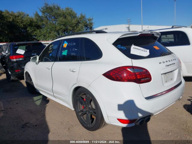 2013 PORSCHE CAYENNE WP1AC2A23DLA90741 Photo 2