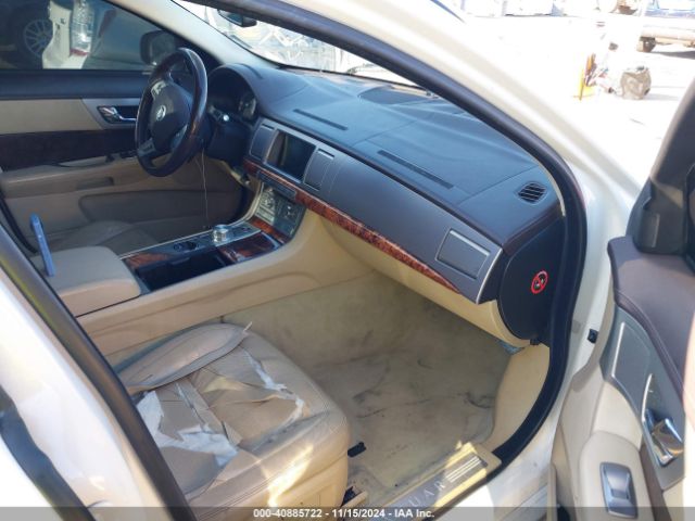 2009 JAGUAR XF SAJWA06B19HR07212 Photo 4