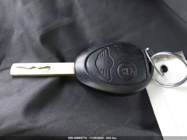 2003 MINI COOPER S WMWRE33483TD68910 Photo 10