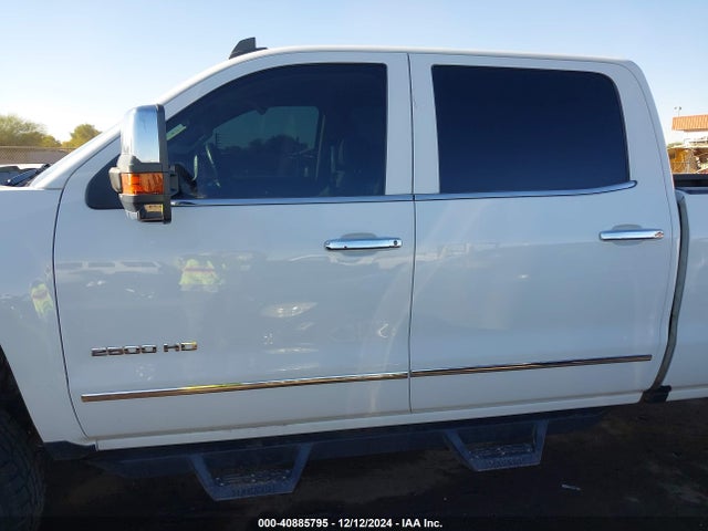1GC1KWEG8JF268008 Chevrolet Silverado 2500hd Ltz