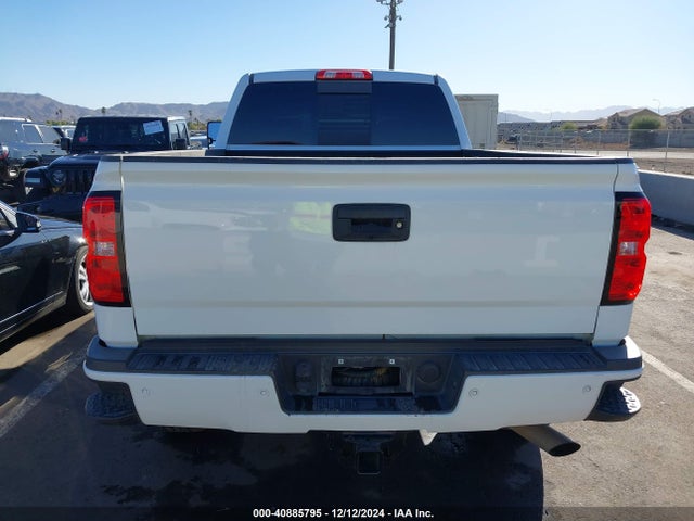 1GC1KWEG8JF268008 Chevrolet Silverado 2500hd Ltz