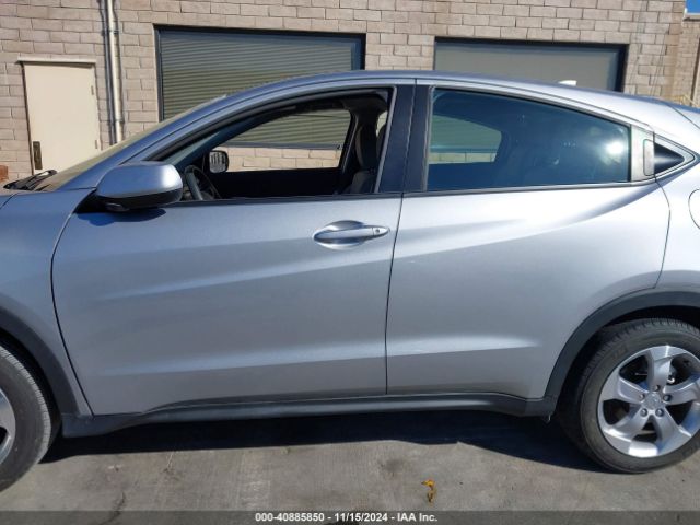 3CZRU6H37NM761832 Honda Hr-v Awd Lx