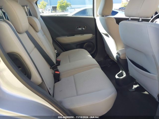 3CZRU6H37NM761832 Honda Hr-v Awd Lx