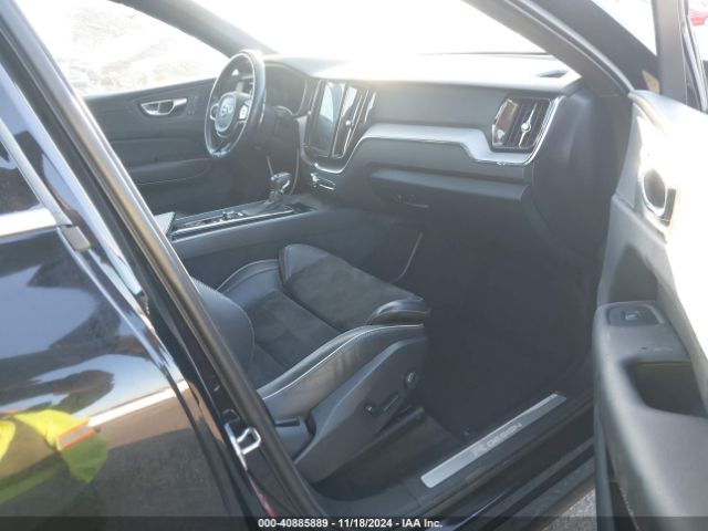 LYVA22RM6JB083728 Volvo Xc60 T6 R-design