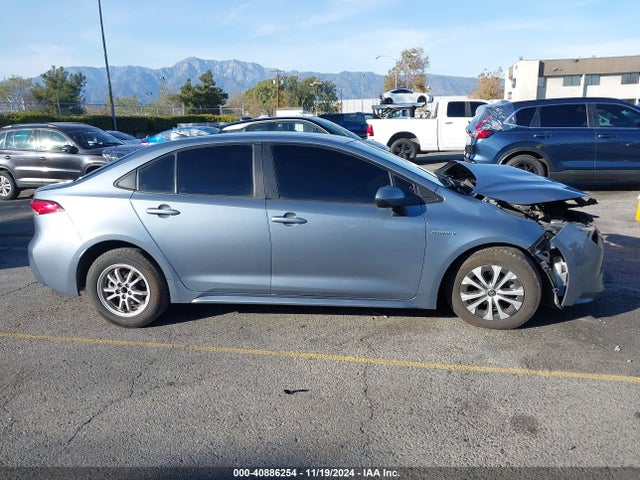 Toyota Corolla Hybrid Le 2021 JTDEAMDE0MJ008325 Image 12