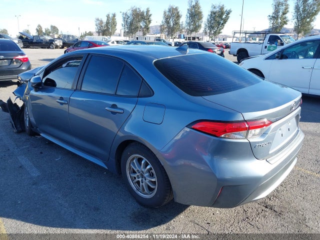 Toyota Corolla Hybrid Le 2021 JTDEAMDE0MJ008325 Image 3