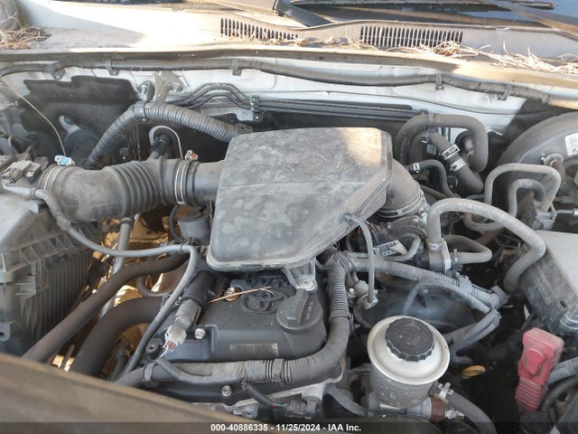 Toyota Tacoma Sr 2017 5TFRX5GN9HX097252 Image 10