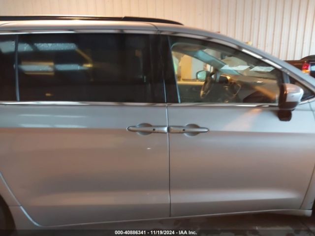 2C4RC1DG8MR538498 Chrysler Voyager Lxi