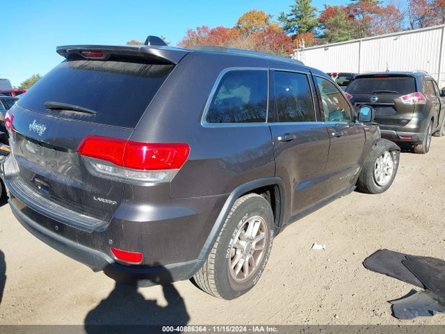 1C4RJFAG8JC469680 Jeep Grand Cherokee Laredo E 4x4